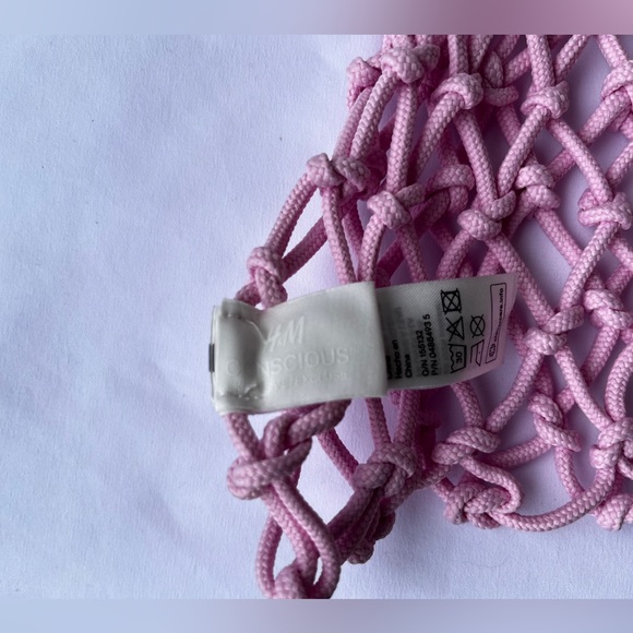 * H&M | NWT *Limited Edition* Pink Net Bag - Picture 6 of 13